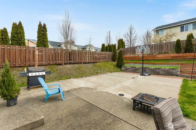 2203 164th Avenue E, Lake Tapps, WA 98391