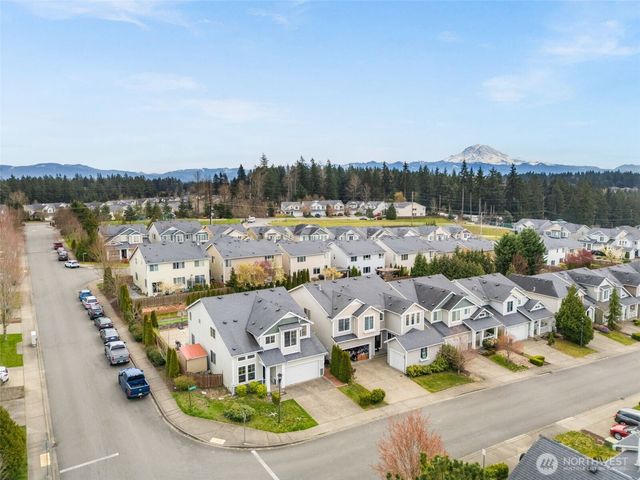 2203 164th Avenue E, Lake Tapps, WA 98391