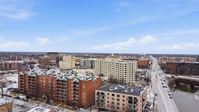 1649 Ashland Avenue 501, Des Plaines, IL 60016