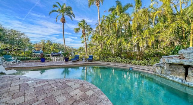 5309 HIDDEN HARBOR ROAD, Sarasota, FL 34242