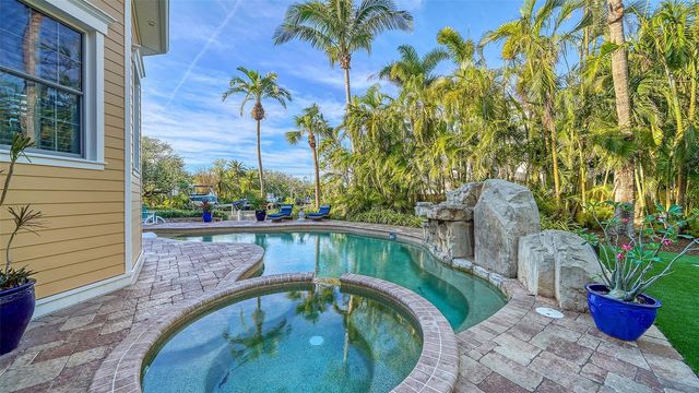 5309 HIDDEN HARBOR ROAD, Sarasota, FL 34242
