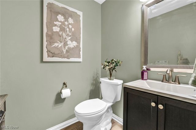 2568 Woodruff Court, Westlake, OH 44145