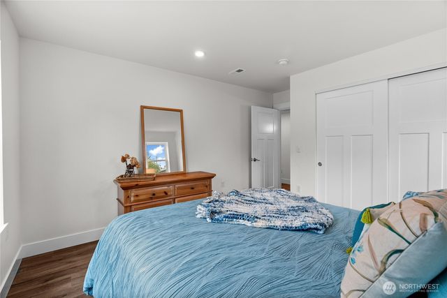 15205 Boat Street SW, Lakewood, WA 98498