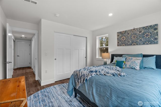 15205 Boat Street SW, Lakewood, WA 98498