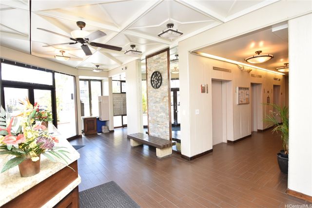 3045 Ala Napuaa Place 1520, Honolulu, HI 96818