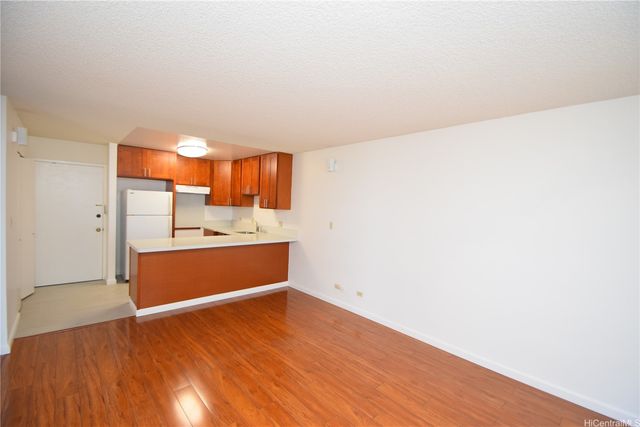 3045 Ala Napuaa Place 1520, Honolulu, HI 96818