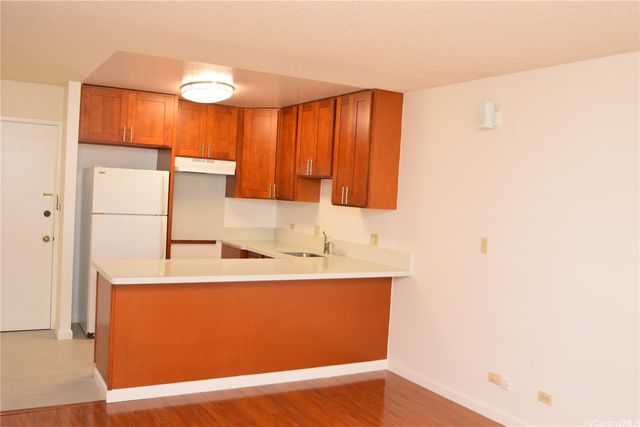 3045 Ala Napuaa Place 1520, Honolulu, HI 96818