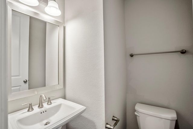 11005 Acorn Falls Drive, Houston, TX 77043