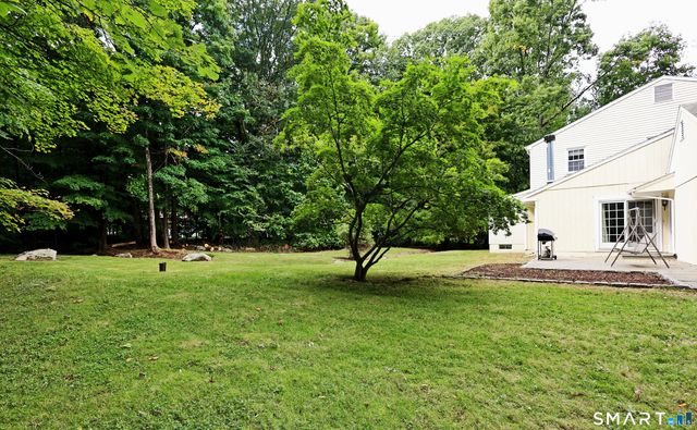 37 Adams Road, Ridgefield, CT 06877