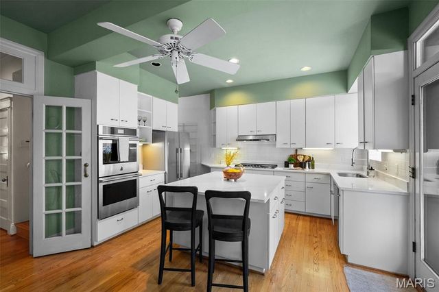 6046 Westminster Place, St Louis, MO 63112