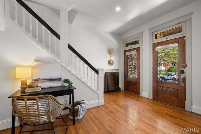 6046 Westminster Place, St Louis, MO 63112