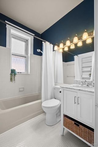 6046 Westminster Place, St Louis, MO 63112