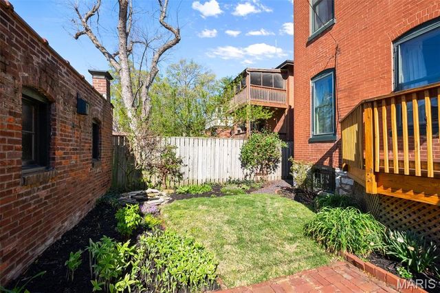 6046 Westminster Place, St Louis, MO 63112