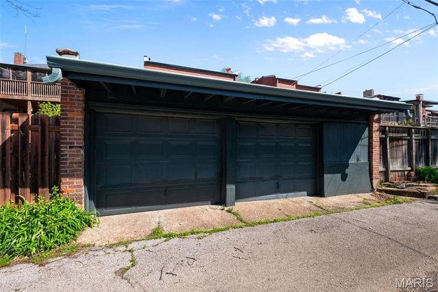 6046 Westminster Place, St Louis, MO 63112