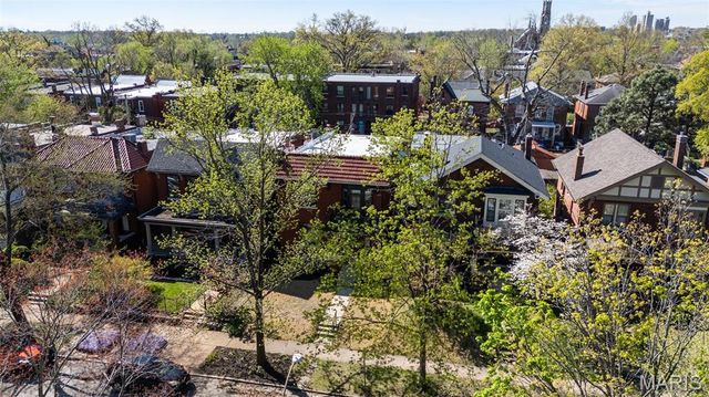 6046 Westminster Place, St Louis, MO 63112