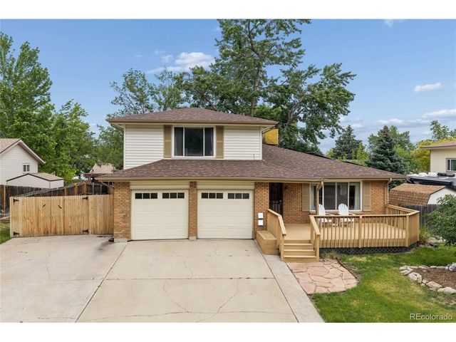 8352 Yarrow Ct, Arvada, CO 80005