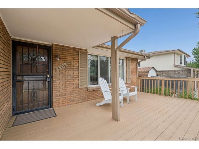 8352 Yarrow Ct, Arvada, CO 80005