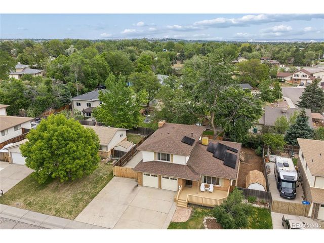 8352 Yarrow Ct, Arvada, CO 80005