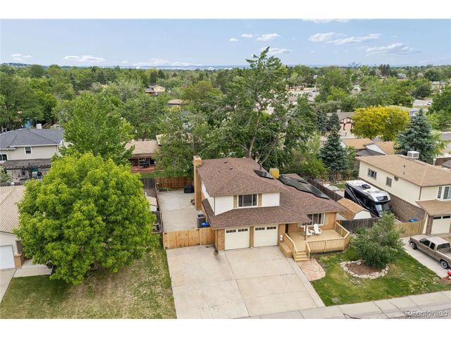 8352 Yarrow Ct, Arvada, CO 80005