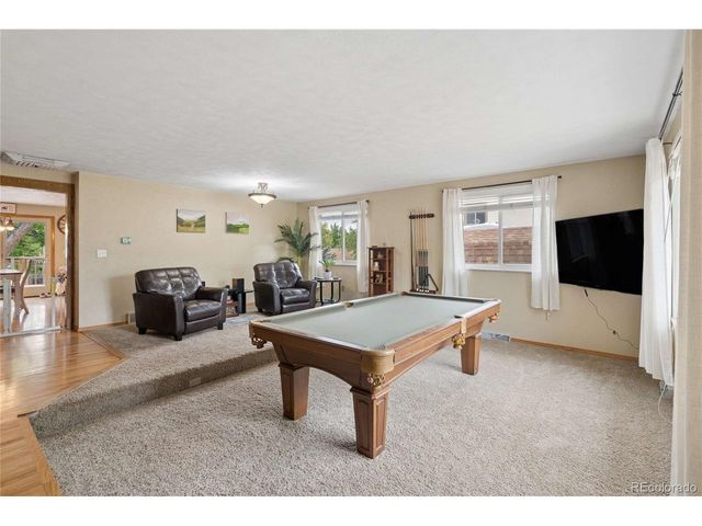 8352 Yarrow Ct, Arvada, CO 80005