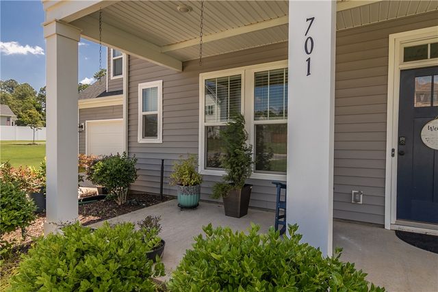 701 Oak Hill Lane, Belton, SC 29627