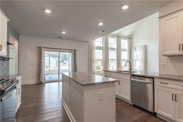 701 Oak Hill Lane, Belton, SC 29627