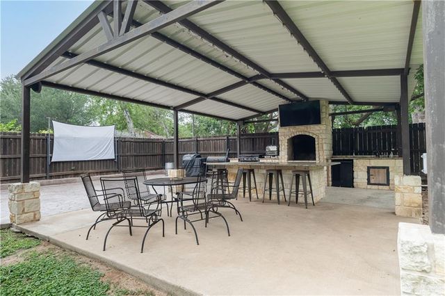 901 Crown Circle, Edinburg, TX 78539