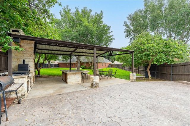 901 Crown Circle, Edinburg, TX 78539