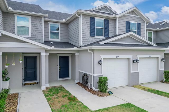 697 STONEY POINT CIRCLE, Davenport, FL 33896