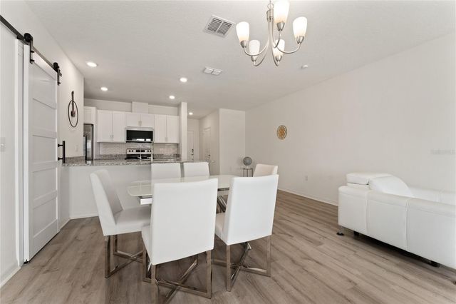 697 STONEY POINT CIRCLE, Davenport, FL 33896
