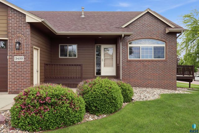 3420 S Fernwood Ave Avenue, Sioux Falls, SD 57110