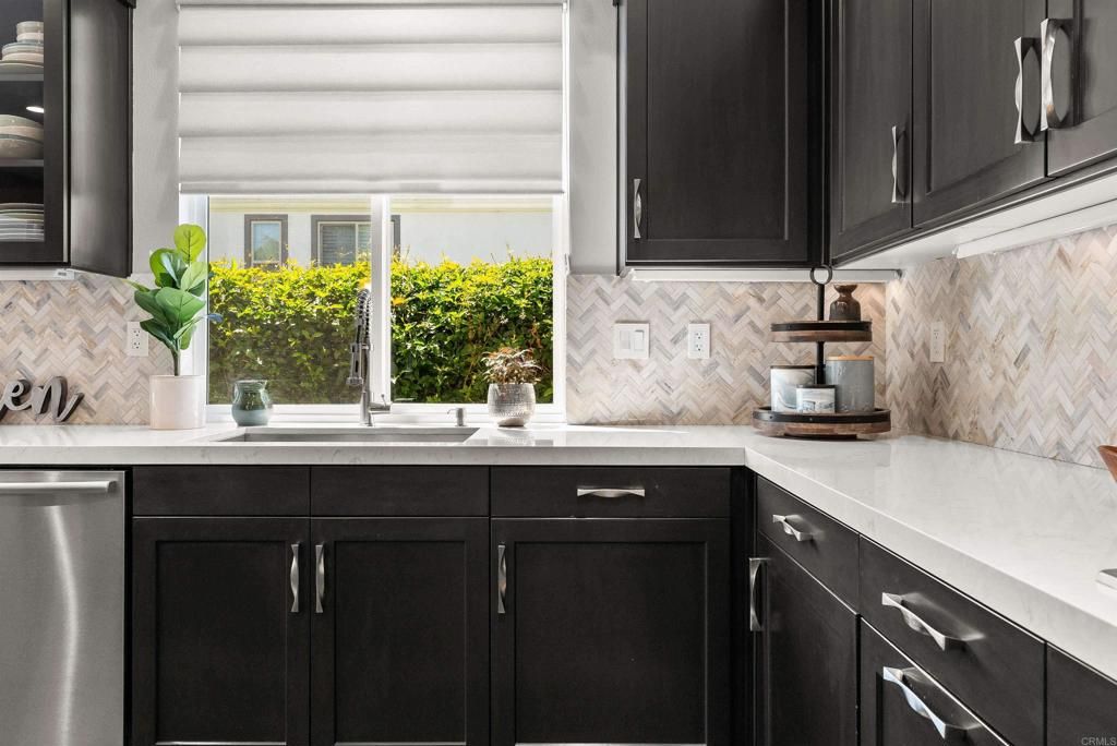 Image 16 of property listing at 2800 Dove Tail Drive, San Marcos, CA 92078