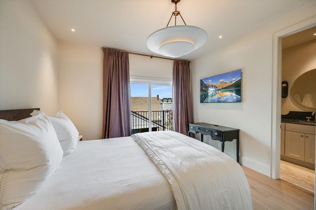 802 S 1st ST S 207, Austin, TX 78704