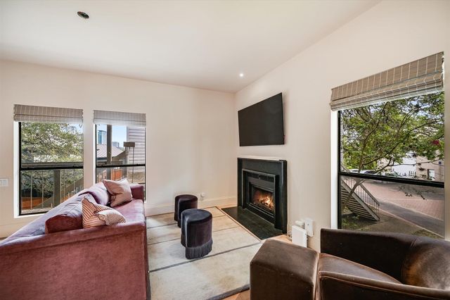 802 S 1st ST S 207, Austin, TX 78704