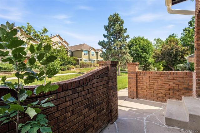 11555 W 70th Place G, Arvada, CO 80004