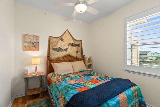 28 Sandollar D2, Rockport, TX 78382