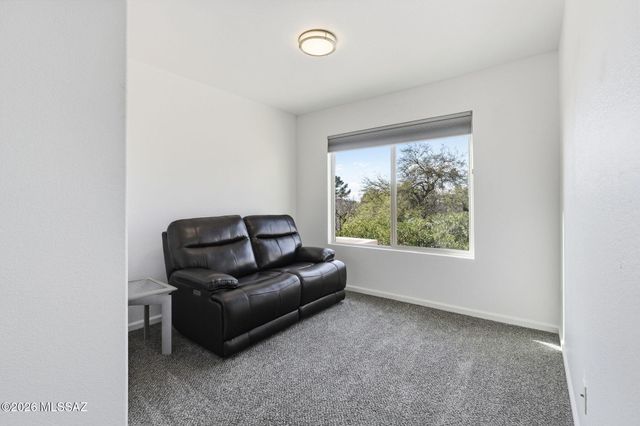 7601 N Calle Sin Envidia Apt 28, Tucson, AZ 85718