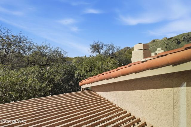 7601 N Calle Sin Envidia Apt 28, Tucson, AZ 85718