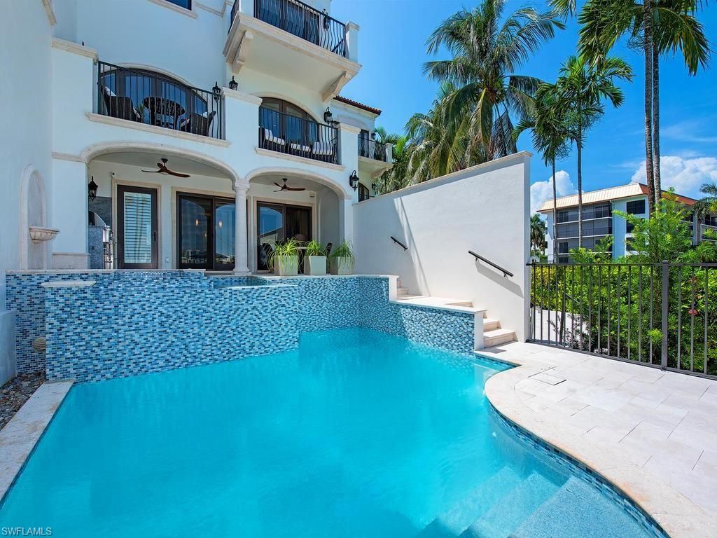 221 Harbour DR 6, NAPLES, FL 34103 — photo 5