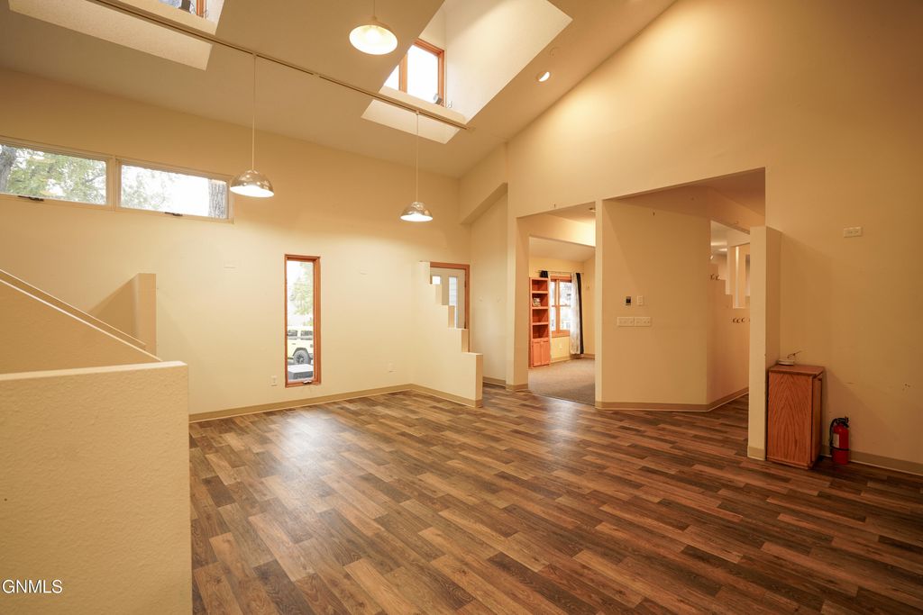 613 N 3rd Street, Bismarck, ND 58501 photo 28