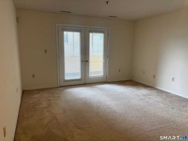 75 Washington Avenue 4-101, Hamden, CT 06518