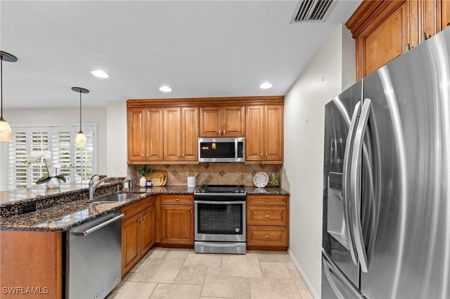 8290 Grand Palm DR 3, Estero, FL 33967