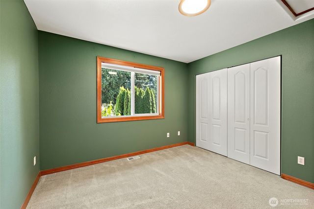 6408 179th Avenue E, Lake Tapps, WA 98391