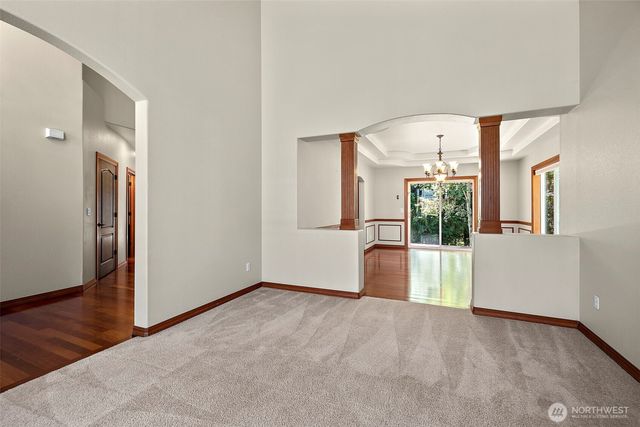 6408 179th Avenue E, Lake Tapps, WA 98391