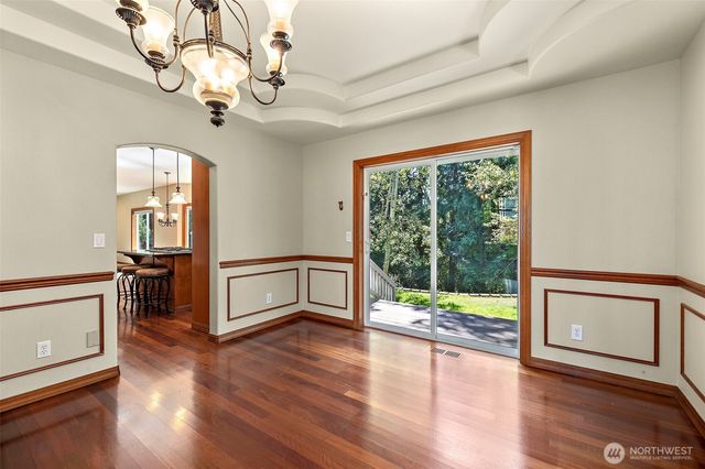 6408 179th Avenue E, Lake Tapps, WA 98391