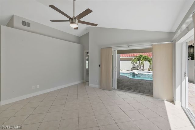 11054 Linnet LN, Naples, FL 34119