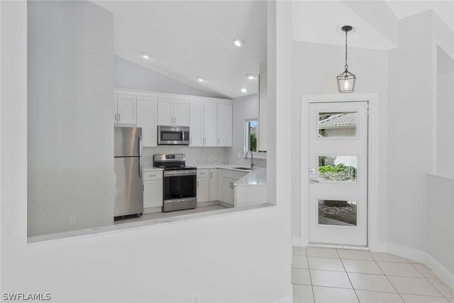 11054 Linnet LN, Naples, FL 34119