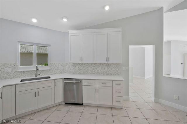 11054 Linnet LN, Naples, FL 34119