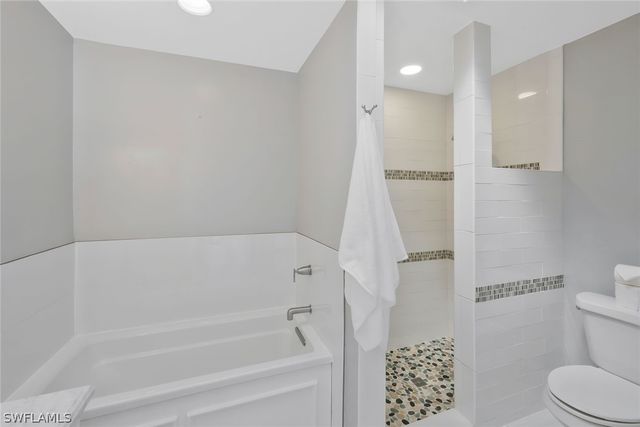 11054 Linnet LN, Naples, FL 34119