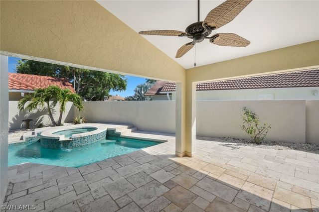 11054 Linnet LN, Naples, FL 34119